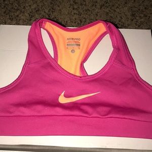 Sports bra
